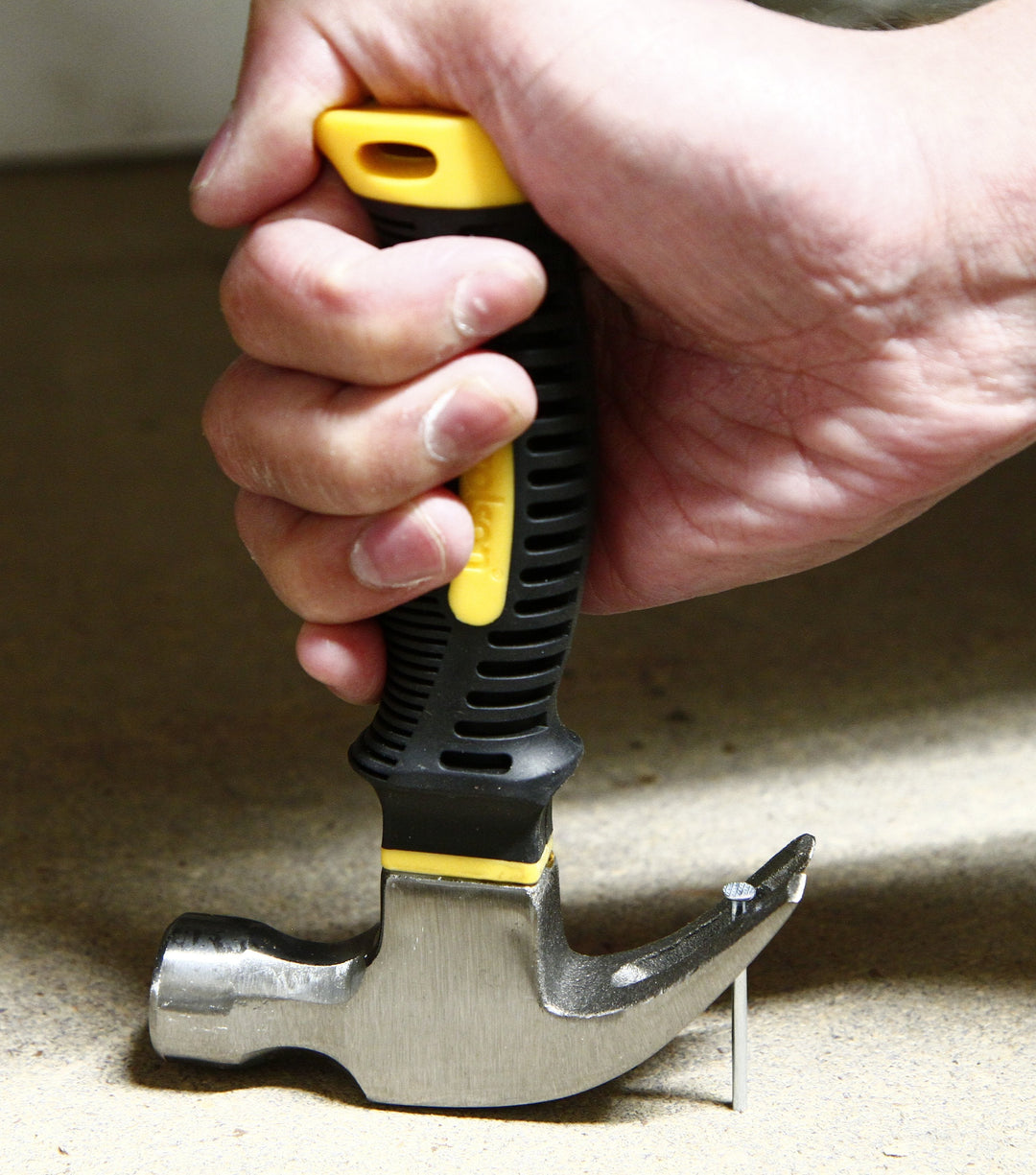 8oz Stubby Claw Hammer (CDU) by Rolson Tools