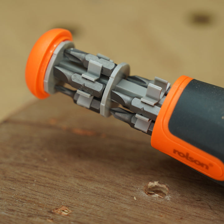 10-in-1 Flexi-Ratchet Screwdriver & Bits by Rolson Tools