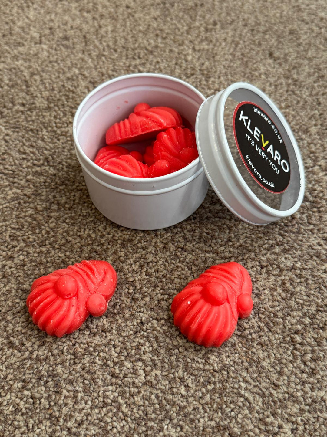 Gonk Wax Melter 10.5cm – Cosy Tealight Burner Bundle with Gonk Wax Melts & Candle